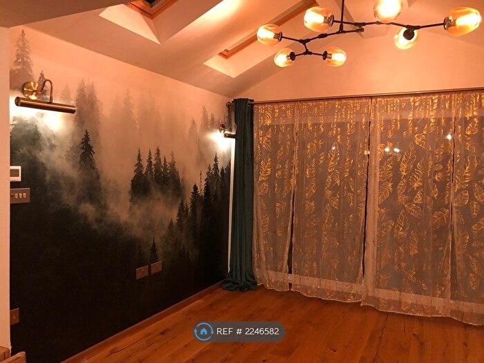 3 Bedroom Terraced House To Rent In Bluebird Way, London, SE28