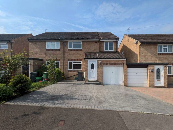 4 Bedroom House To Rent In Stanmoor, Abbeydale, GL4