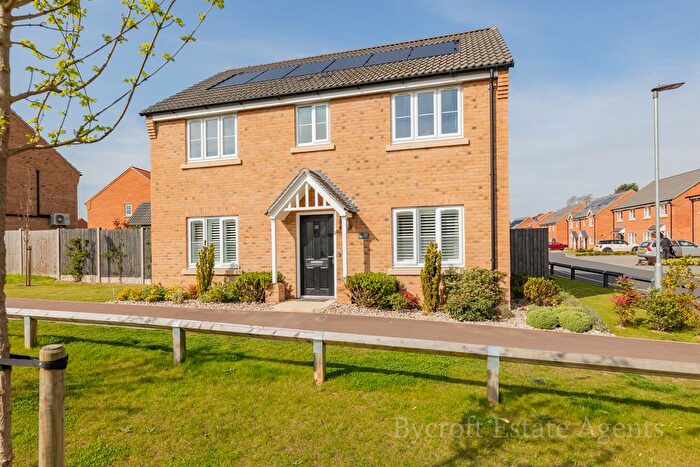 4 Bedroom Detached House For Sale In Kemp Avenue, Acle, Norwich, NR13