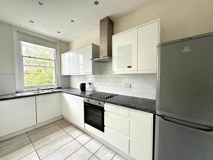 2 Bedroom Flat To Rent In Boundary Road, London, NW8