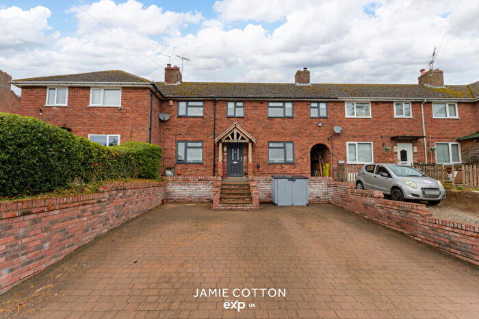 4 Bedroom Terraced House For Sale In The Green, Chaddesley Corbett, Kidderminster, DY10