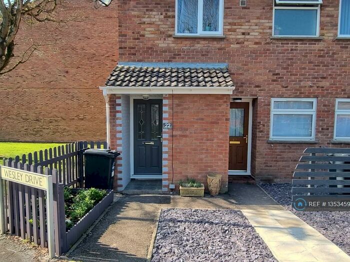 2 Bedroom Flat To Rent In Wesley Drive, Weston-Super-Mare, BS22