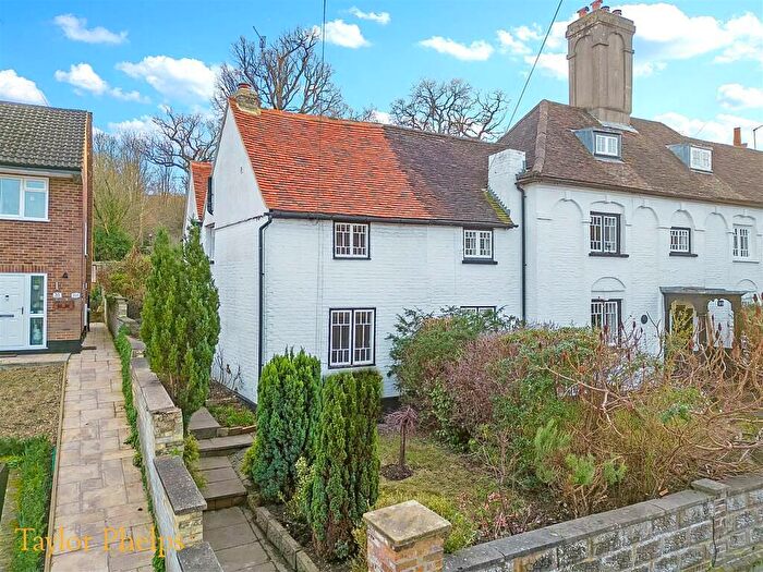 3 Bedroom Semi-Detached House To Rent In West Street, Hertford, SG13