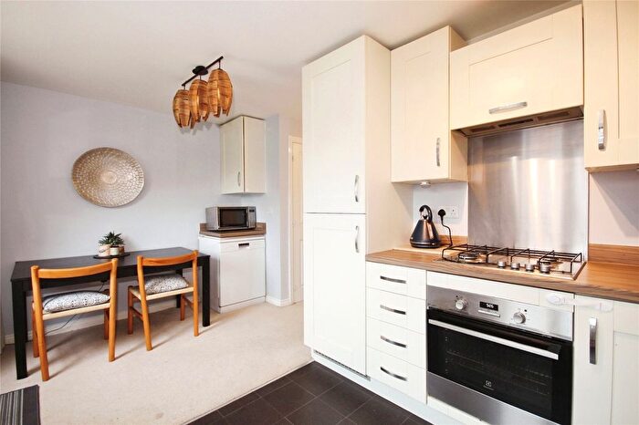 2 Bedroom Semi-Detached House For Sale In Amey Way, Warwick, CV34