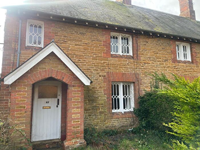 2 Bedroom Cottage To Rent In Sywell, Northampton, NN6