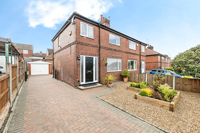3 Bedroom Semi-Detached House For Sale In Westbourne Crescent, Pontefract, WF8