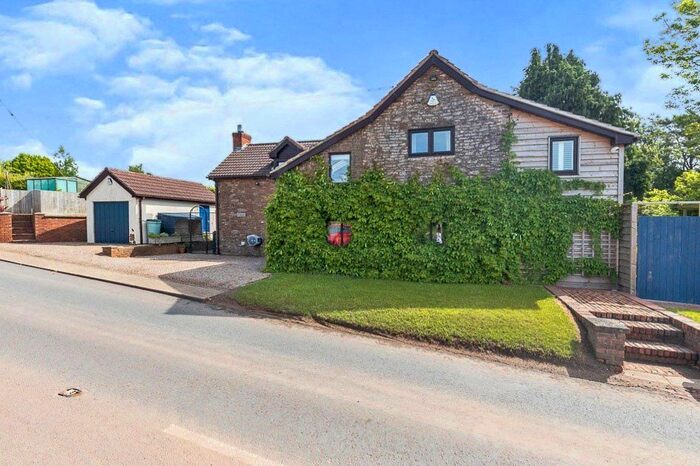 4 Bedroom Detached House For Sale In St. Weonards, Hereford, Herefordshire, HR2