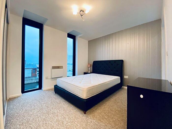 2 Bedroom Apartment To Rent In Mann Island, Liverpool, L3