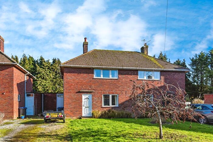 2 Bedroom Semi Detached House For Sale In Ferozeshah Road, Northfields, Devizes, SN10