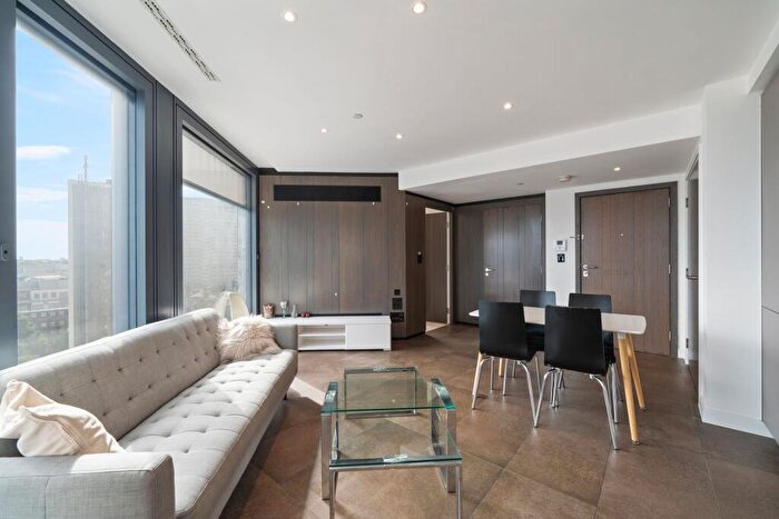 1 Bedroom Apartment To Rent In Chronicle Tower, B City Road, London, EC1V