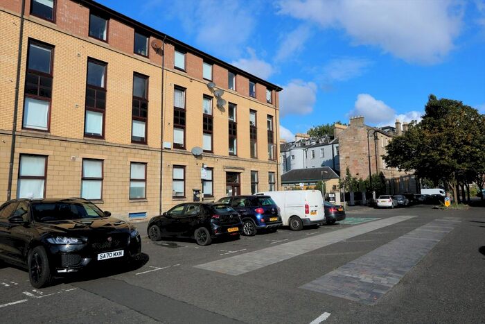 2 Bedroom Flat To Rent In South Portland Street, Glasgow, G5