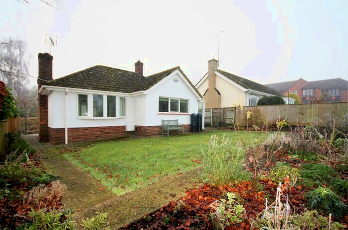 2 Bedroom Bungalow To Rent In Honeyhill, Royal Wootton Bassett, SN4