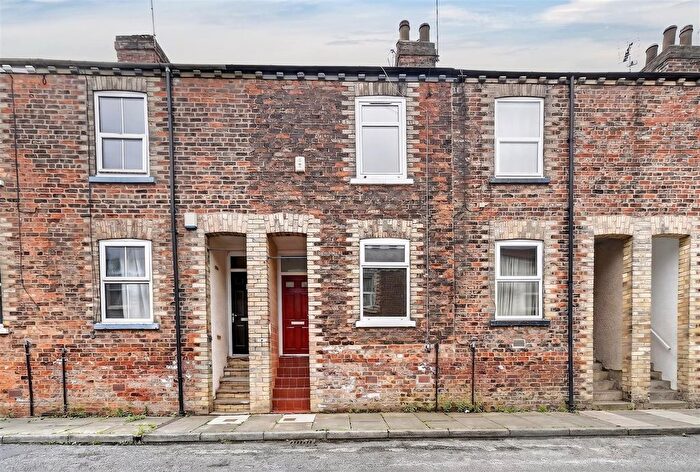 2 Bedroom Terraced House For Sale In Lower Ebor Street, Clementhorpe, YO23