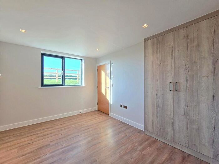 3 Bedroom Apartment For Sale In Upton, Bude, Cornwall, EX23