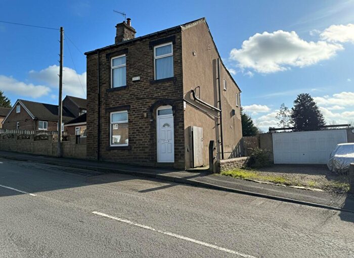 3 Bedroom Detached House For Sale In Lockwood Scar, Huddersfield, HD4