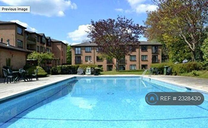 2 Bedroom Flat To Rent In Widmore Road, Bromley, BR1