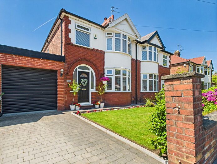 3 Bedroom Semi-Detached House For Sale In Sackville Road, Windle, St Helens, WA10