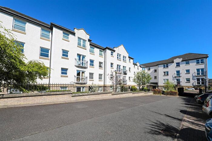 1 Bedroom Flat For Sale In Halley's Court, Kirkcaldy, KY1