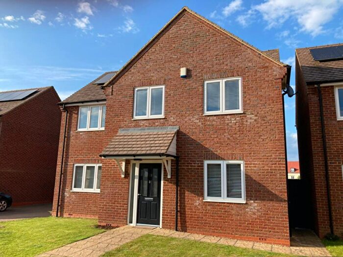 4 Bedroom Detached House For Sale In Northampton, NN4