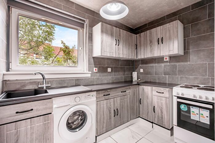 1 Bedroom Flat To Rent In Maxwell Drive, Pollokshields, Glasgow, G41