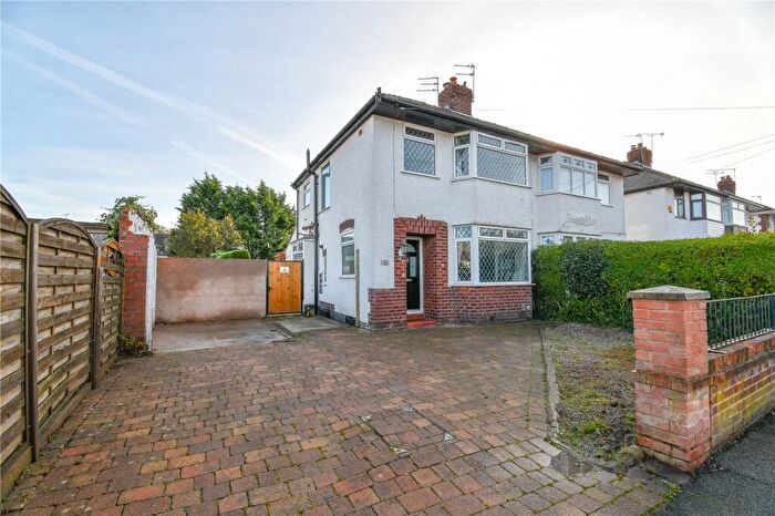 3 Bedroom Semi Detached House For Sale In Fairview Road, Whitby, Ellesmere Port, CH65