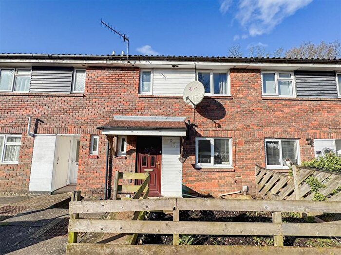 3 Bedroom Terraced House For Sale In Essex Road, St Leonards, TN38