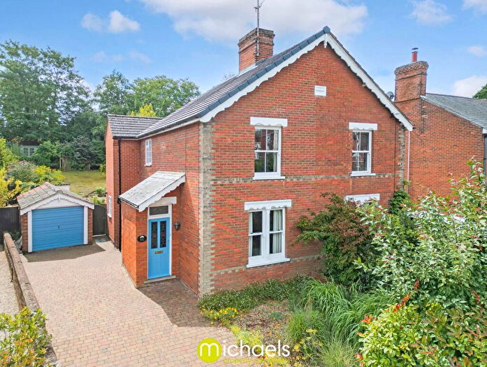 3 Bedroom Semi-Detached House For Sale In Maldon Road, Colchester, CO3