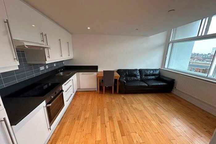 2 Bedroom Property To Rent In Lee Street, Leicester, LE1