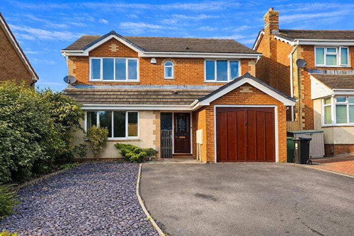 4 Bedroom Detached House To Rent In Kingfisher Close, Bradley Stoke, Bristol, BS32