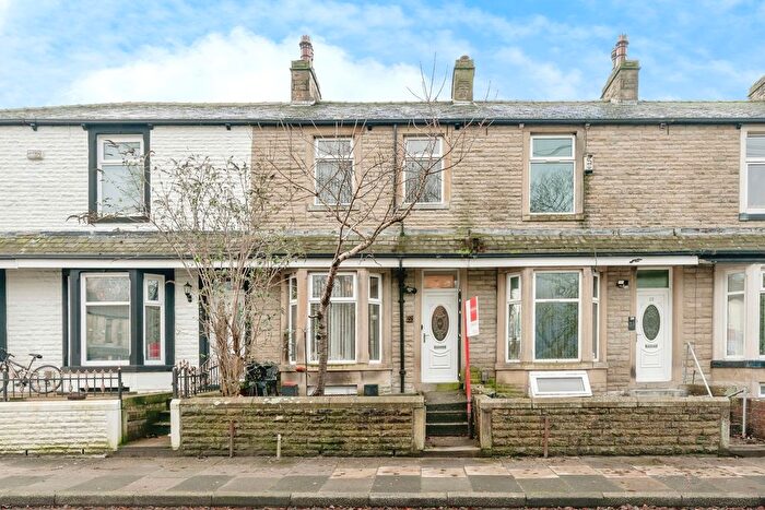 3 Bedroom Terraced House For Sale In Ennismore Street, Burnley, Lancashire, BB10