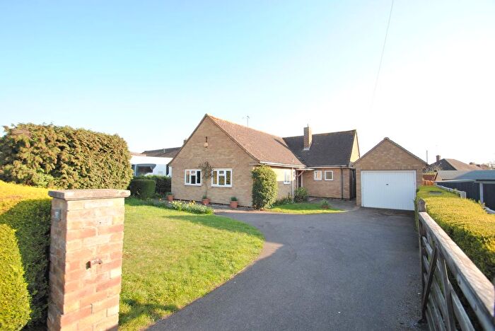 3 Bedroom Detached Bungalow For Sale In Two Hedges Road, Bishops Cleeve, Cheltenham, GL52