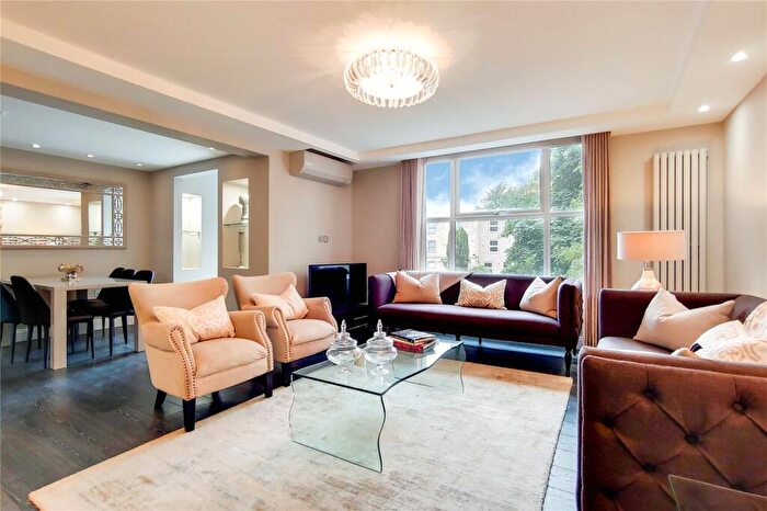 3 Bedroom Apartment To Rent In St. Johns Wood Park, London, NW8