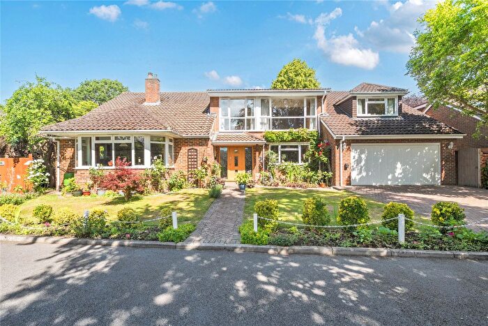 5 Bedroom Detached House For Sale In Horsell, Surrey, GU21