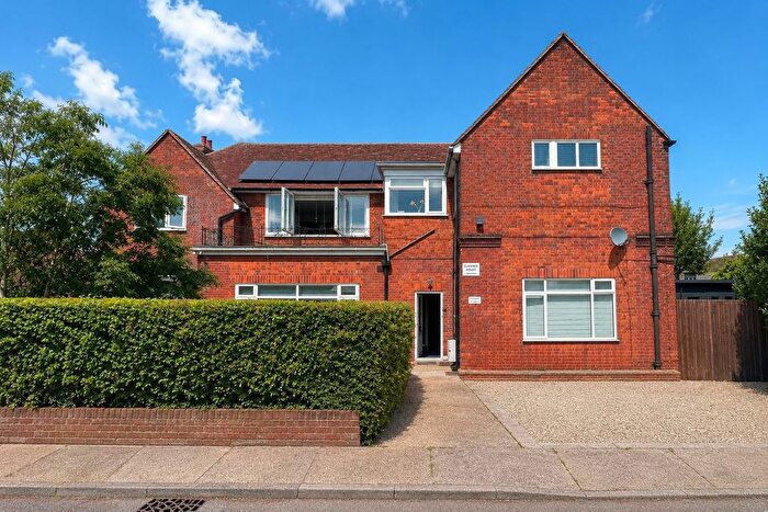 1 Bedroom Flat For Sale In Blenheim Drive, Colchester, CO2