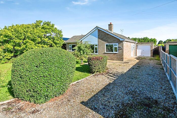 3 Bedroom Bungalow For Sale In High Road, Newton-In-The-Isle, Cambridgeshire, PE13