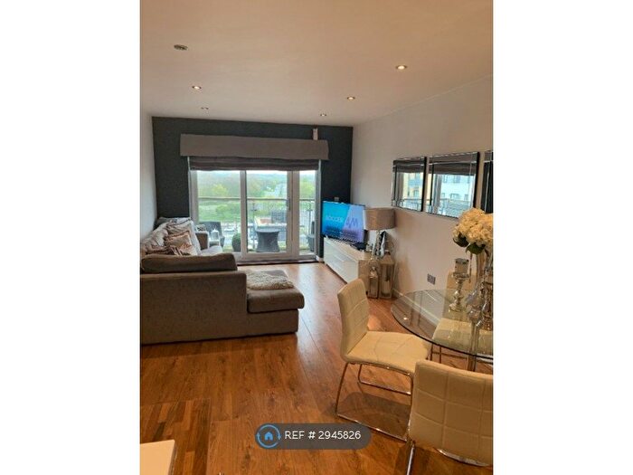 2 Bedroom Flat To Rent In Exmoor House, Belvedere, DA17