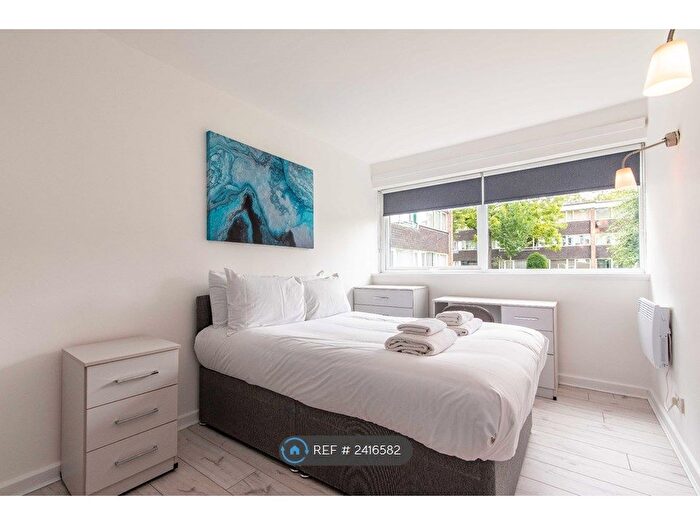 2 Bedroom Flat To Rent In Elmwood Court, Birmingham, B5