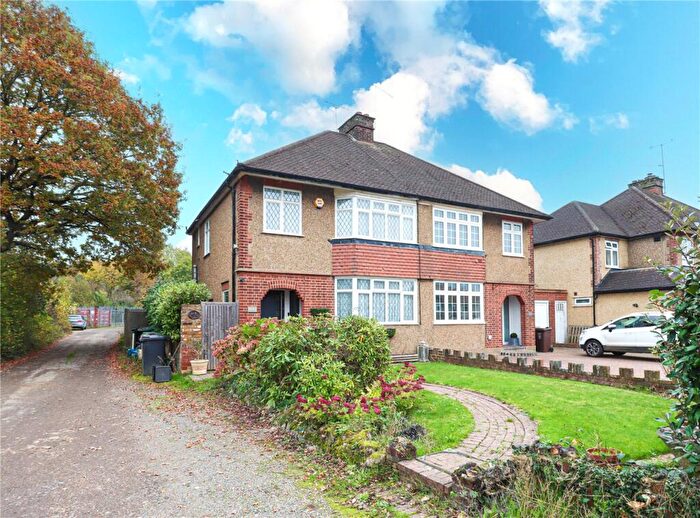 3 Bedroom Semi-Detached House To Rent In Bullens Green Lane, Colney Heath, St. Albans, AL4