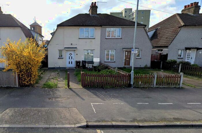 3 Bedroom House To Rent In Greatfields Road, Barking, IG11