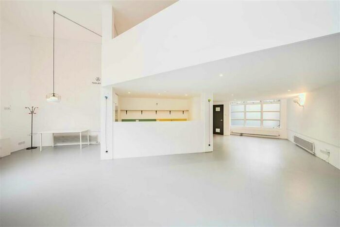 1 Bedroom Flat To Rent In Chilton Street, Bethnal Greeen, E2