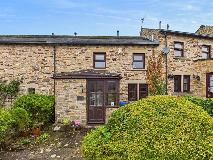 2 Bedroom Terraced House For Sale In Whirlow Farm Mews, Sheffield, S11