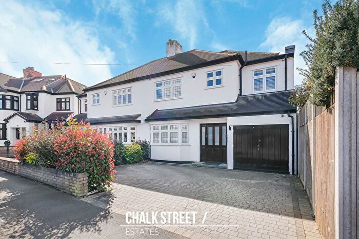 4 Bedroom Semi Detached House For Sale In Repton Avenue, Gidea Park, RM2