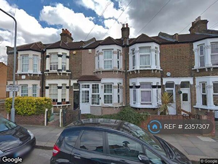 3 Bedroom Terraced House To Rent In Birkbeck Road, Ilford, IG2