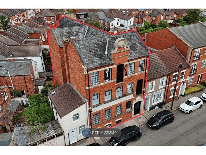 1 Bedroom Flat To Rent In Gray St., Northampton, NN1