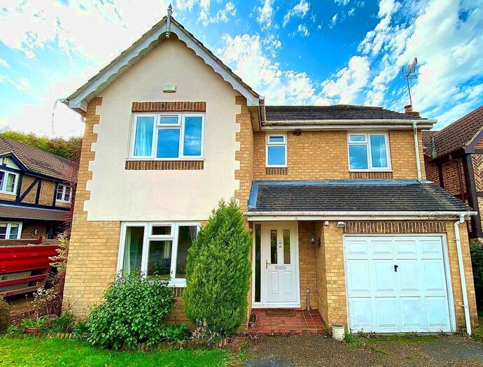 4 Bedroom Detached House To Rent In Aldridge Park, Winkfield Row, Bracknell, Berkshire, RG42