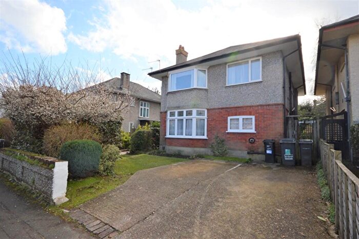 3 Bedroom Flat To Rent In Talbot Road, Winton, BH9