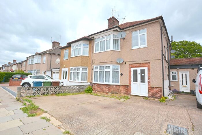 2 Bedroom Maisonette To Rent In Pinner Park Avenue, Harrow, HA2