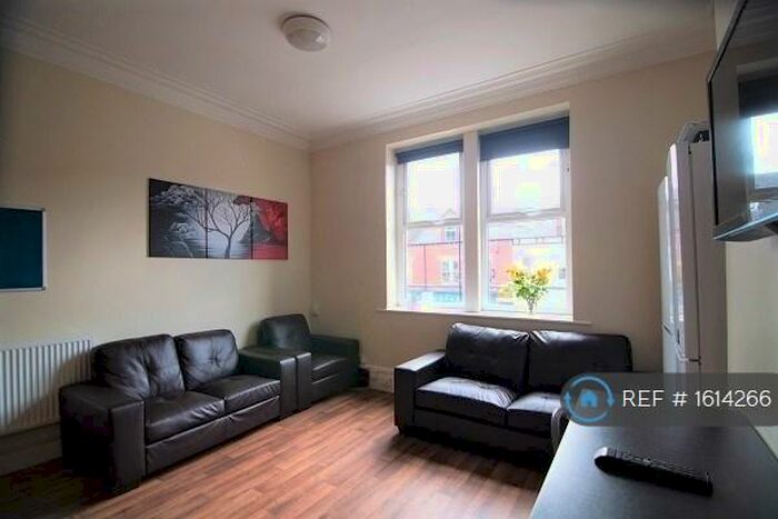 6 Bedroom Flat To Rent In Ecclesall Road, Sheffield, S11