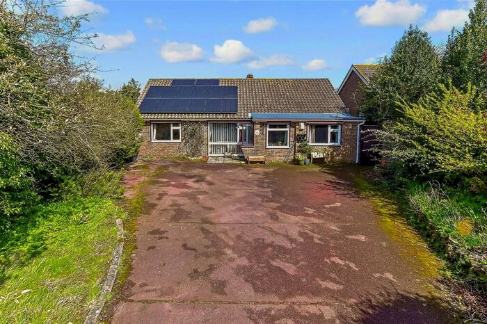 3 Bedroom Detached Bungalow For Sale In Hollands Hill, Martin Mill, Dover, Kent, CT15