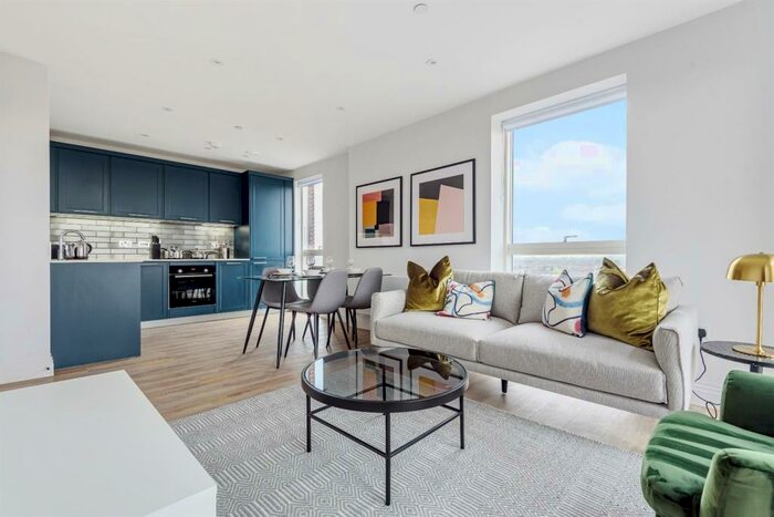 2 Bedroom Apartment To Rent In Carraway Street, Reading, RG1